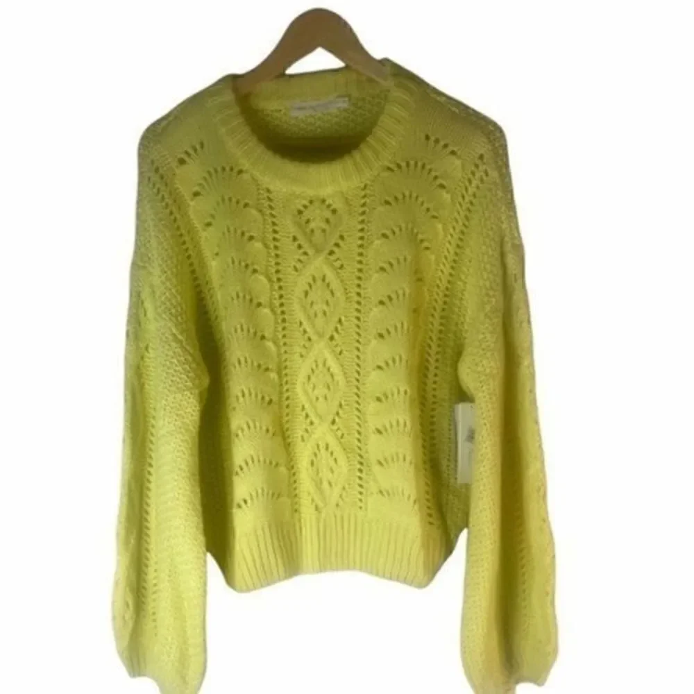 All In Favor Cable Pointelle Yellow Sweater L NWT - Picture 2 of 10